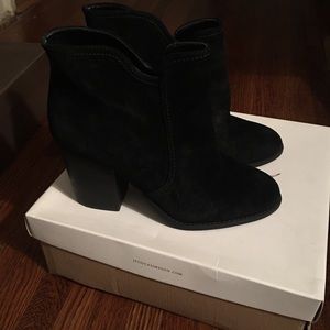 Jessica Simpson Sadora Booties Black suede